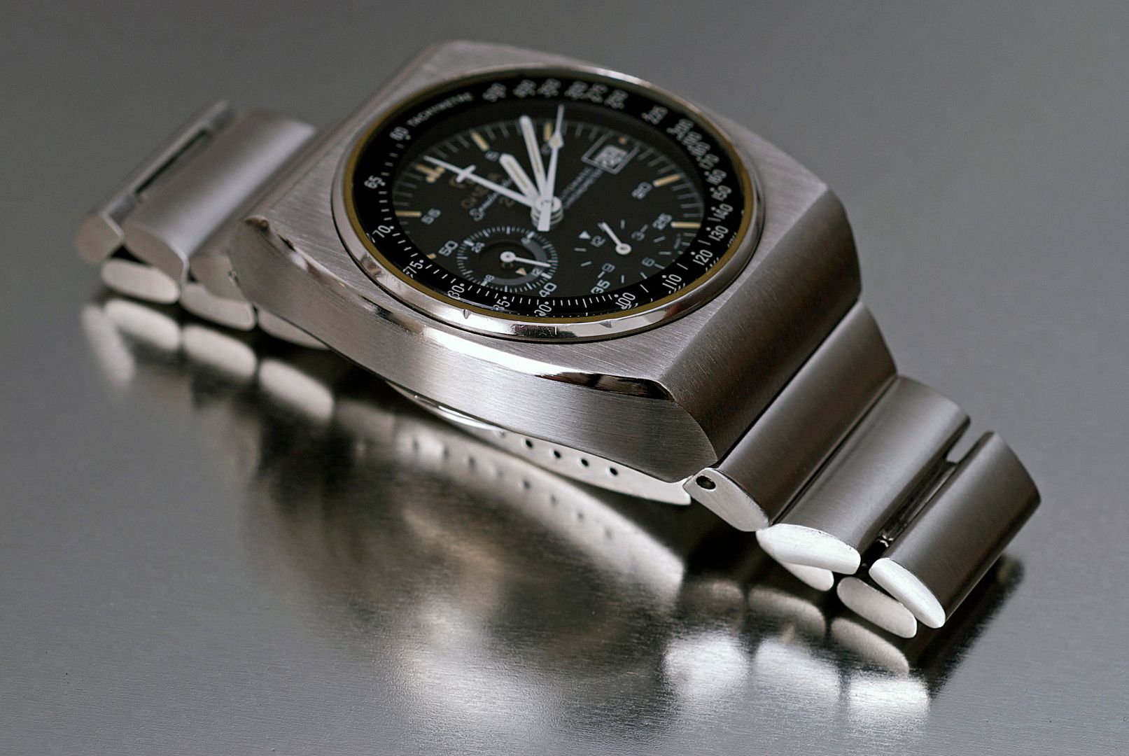 omega speedmaster 125